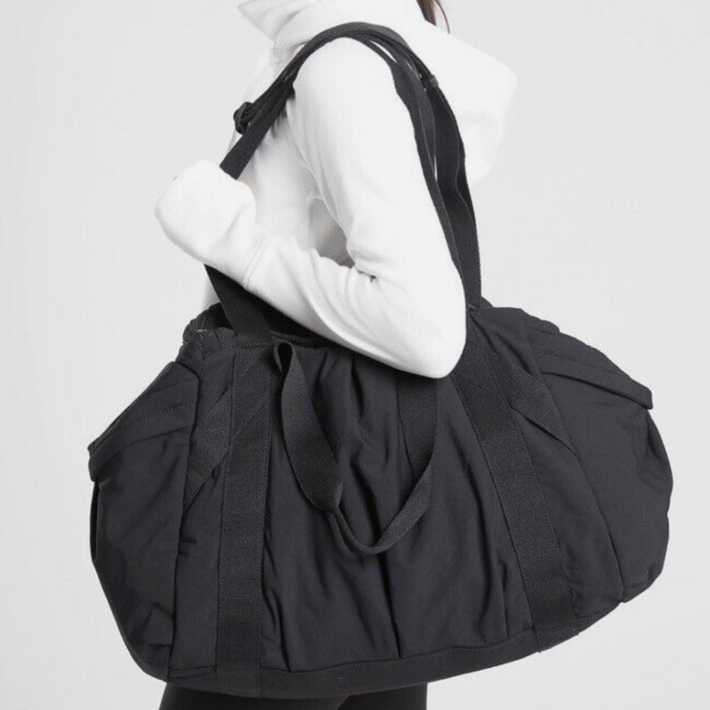 Women's Athleta Kinetic Duffle Bag - Black